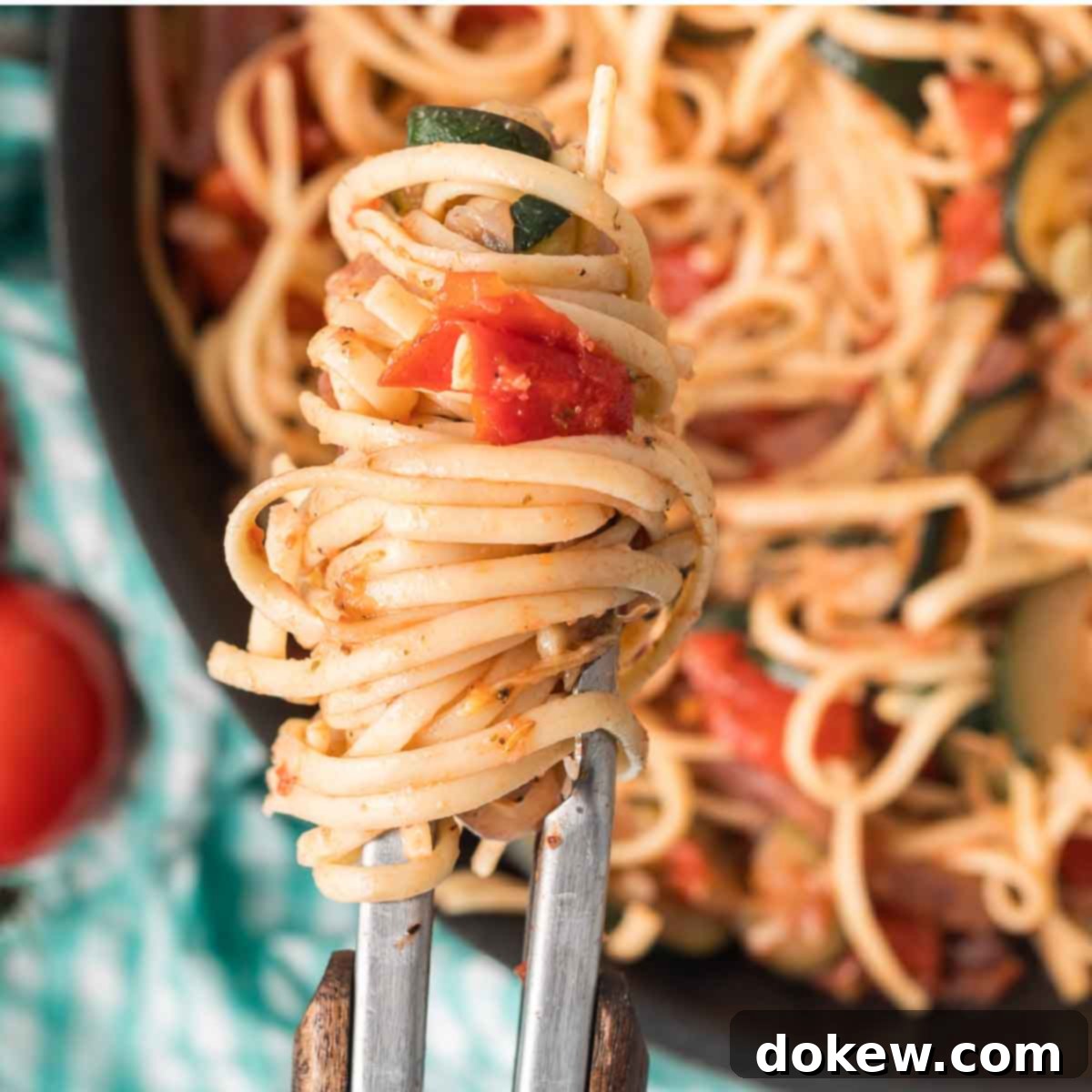 Fresh Zucchini Linguine 1 featured 19581