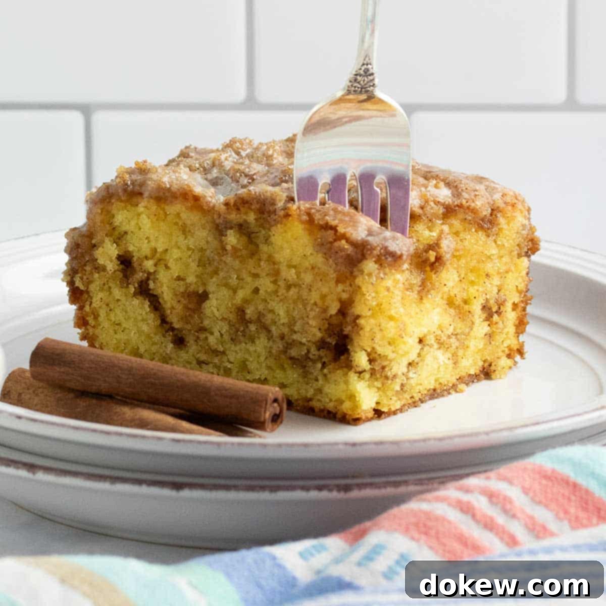 Cinnamon Honey Swirl Cake 1 featured 20436