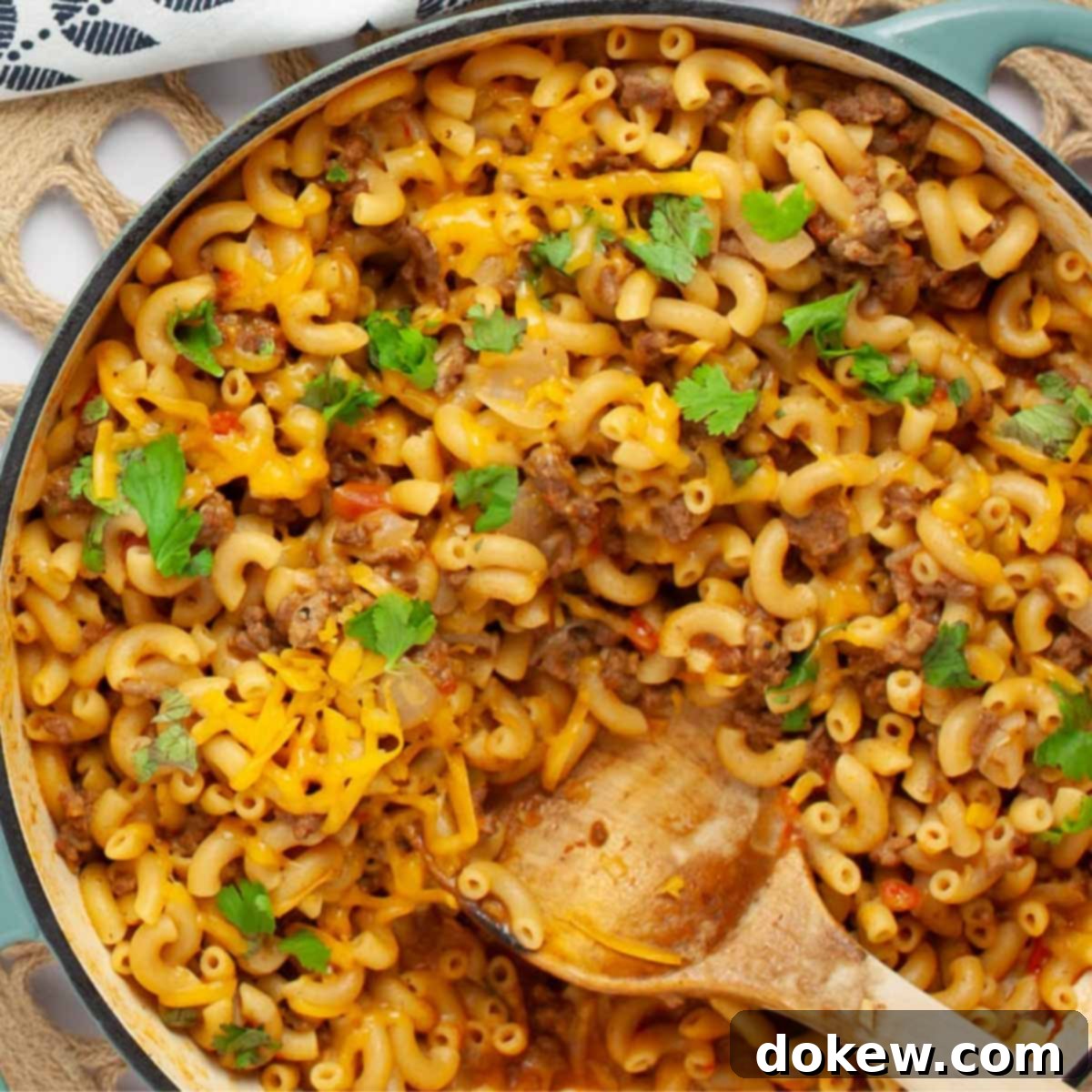 One Pot Taco Macaroni in 30 Minutes 1 featured 8126
