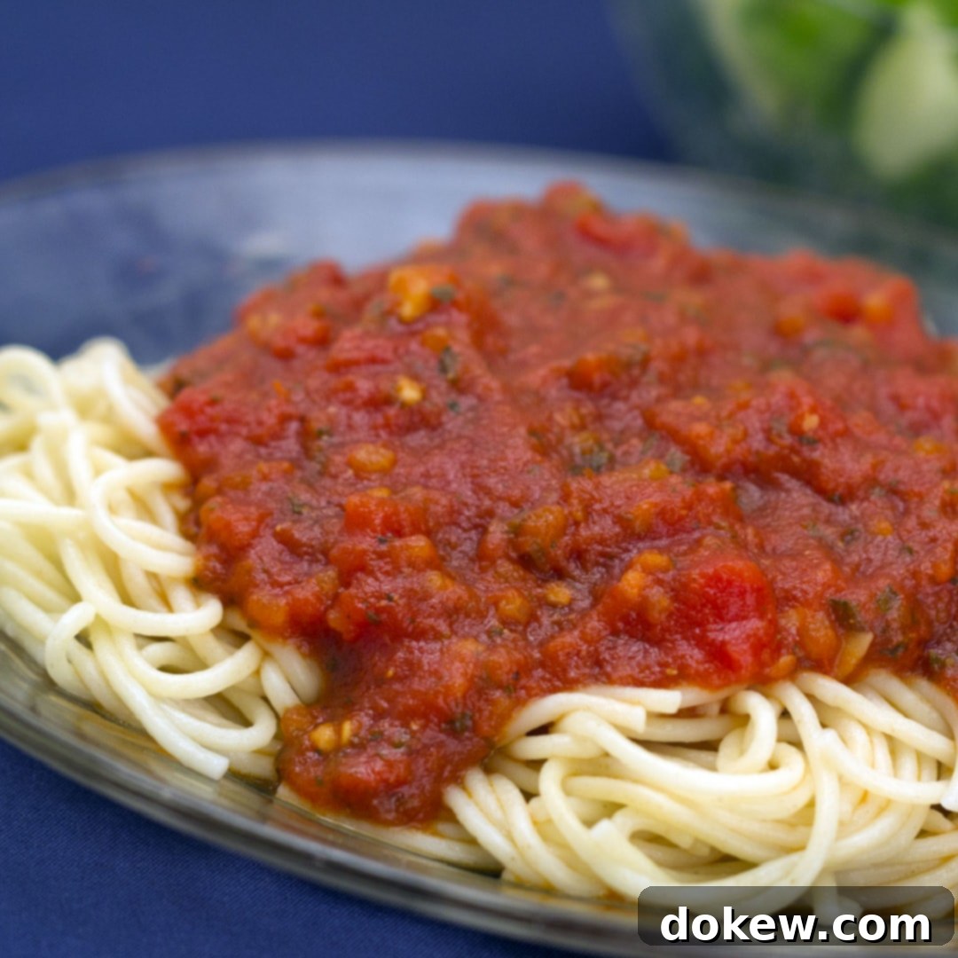 Homestyle Slow Cooker Marinara 1 featured 8267