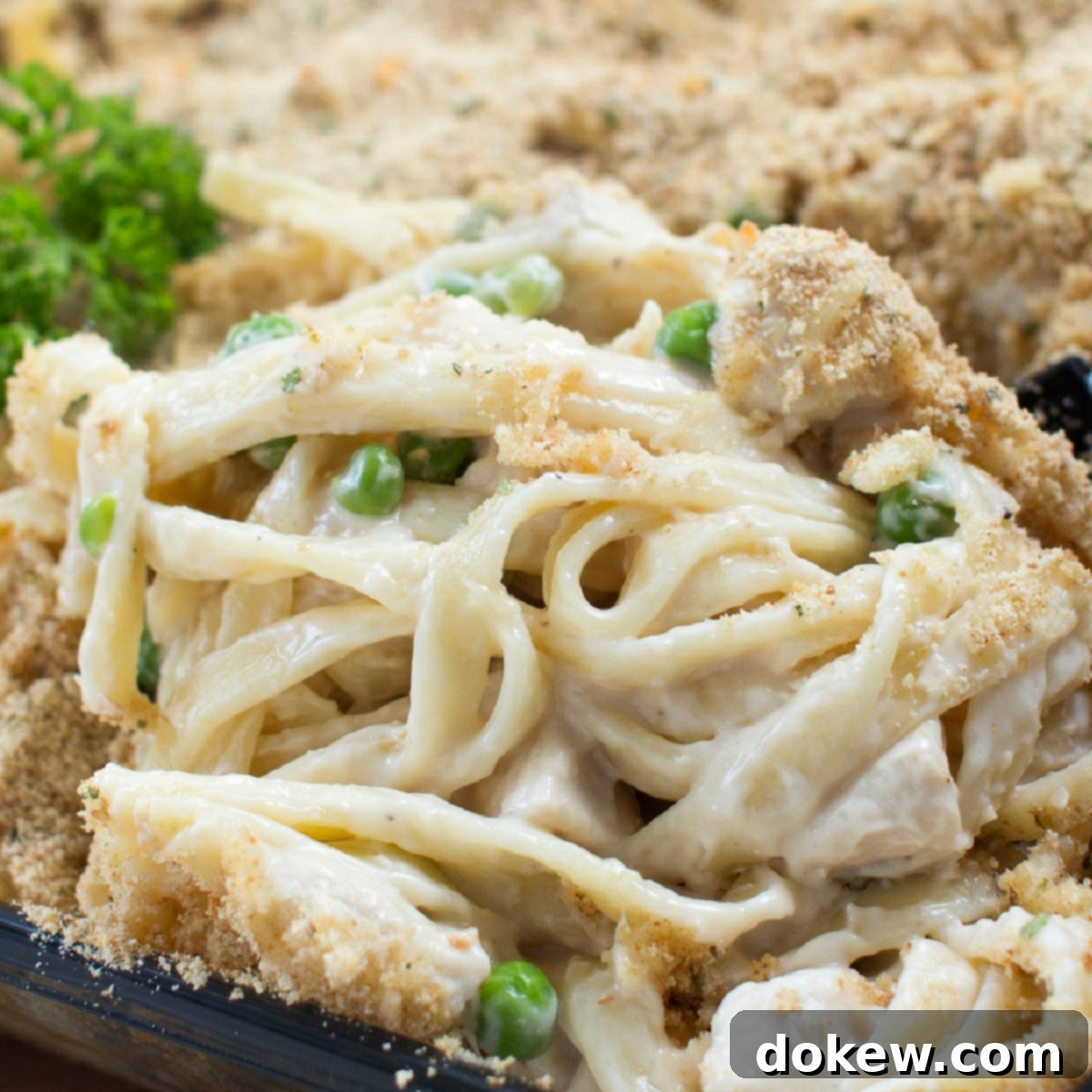 Creamy Shortcut Chicken Fettuccine Casserole with Golden Brown Topping