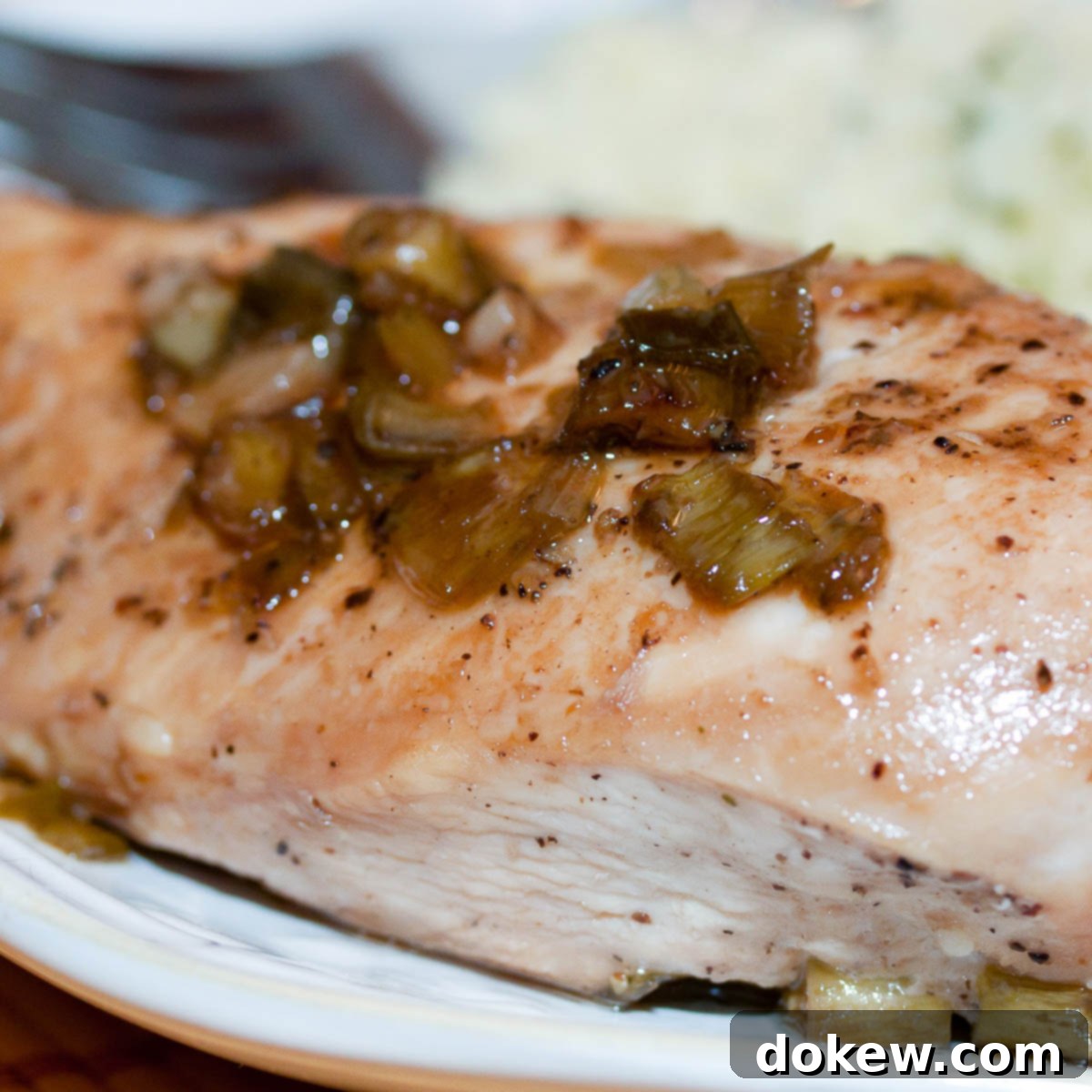 Chicken breast cooked with green onions